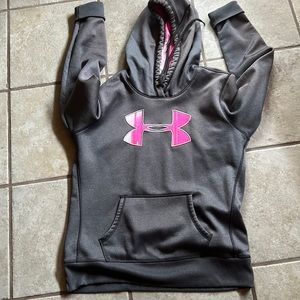 Under armor pink and gray sweatshirt